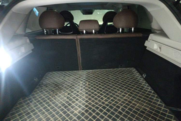 Used Leapmotor C11 2023 Pure Electric 500 Comfort Edition Trunk