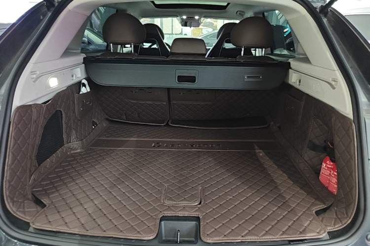 Used Leapmotor C11 2023 Range-Extended 300 Comfort Edition Trunk