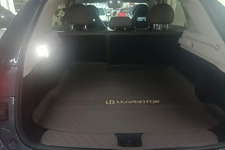 Used Leapmotor C11 2023 Pure Electric 500 Smart Edition Trunk
