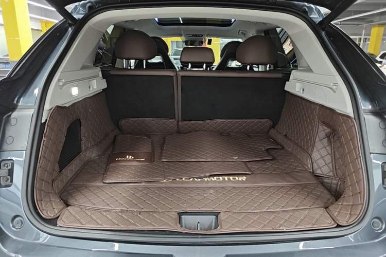 Used Leapmotor C11 2023 Range-Extended 200 Comfort Edition Trunk