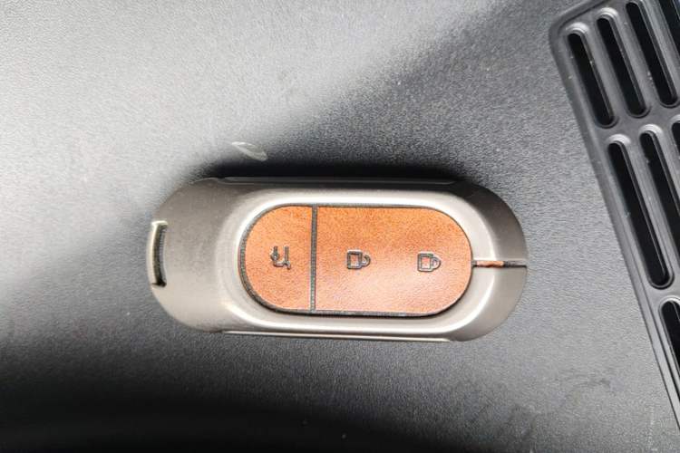 Used Leapmotor C11 2023 Range-Extended 285 Smart Enjoyment Edition Vehicle Key