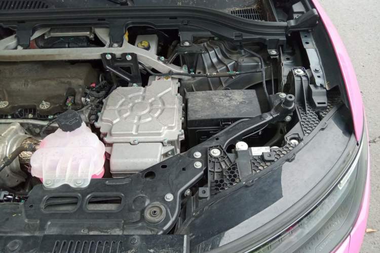 Used Leapmotor C11 2023 Extended-Range 285 Comfort Edition Engine Bay Left