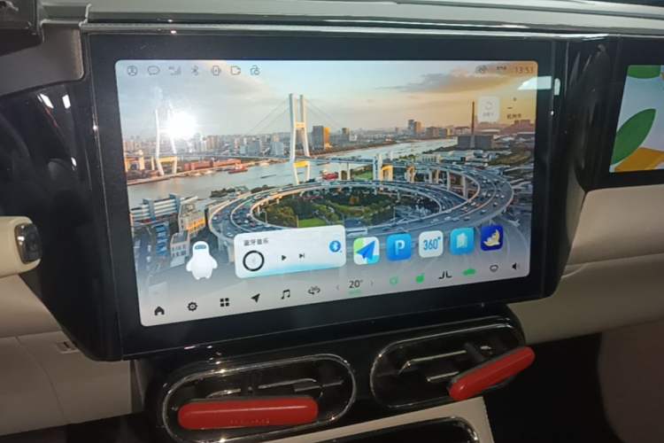 Used Leapmotor C11 2023 Range-Extended 285 Smart Enjoyment Edition Audio And AC Panel