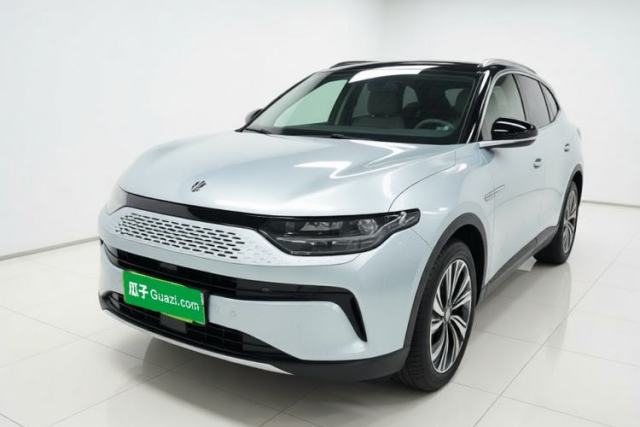 Ojetý Leapmotor C11 2023 Range-Extended 285 Smart Enjoyment Edition