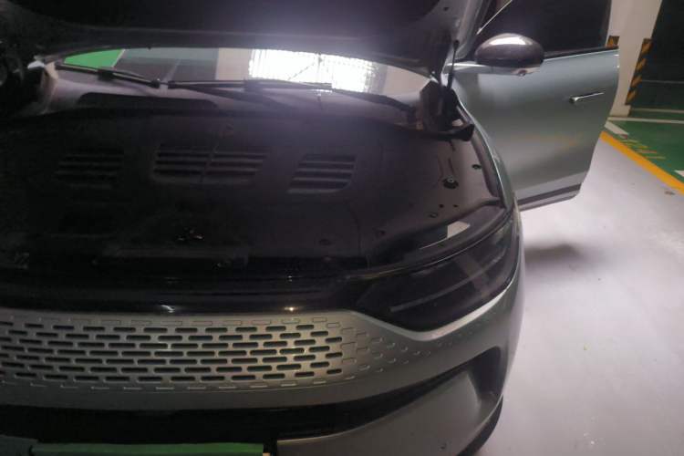 Used Leapmotor C11 2023 Range-Extended 285 Smart Enjoyment Edition Engine Bay Left