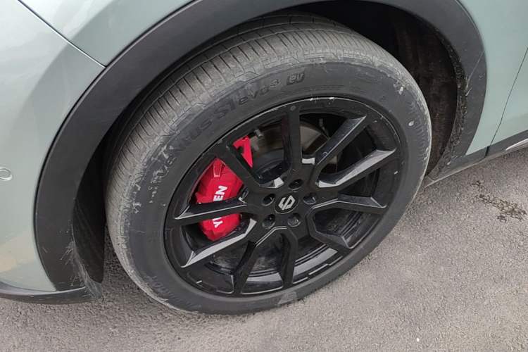 Used Leapmotor C11 2023 Extended-Range 285 Comfort Edition Exterior 4