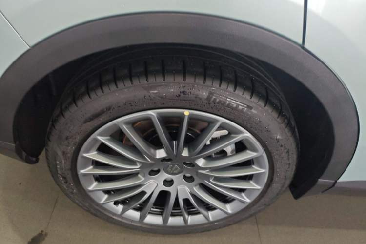 Used Leapmotor C11 2023 Range-Extended 180 Comfort Edition Exterior 5