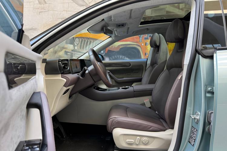 Used Leapmotor C11 2023 Range-Extended 285 Smart Enjoyment Edition Interior 7