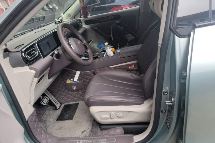 Used Leapmotor C11 2023 Range-Extended 180 Comfort Edition Left Front Seat