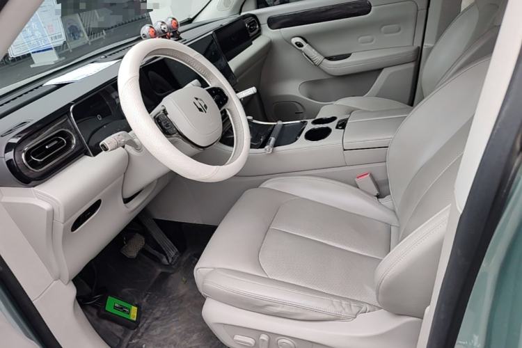 Used Leapmotor C11 2023 Extended-Range 285 Comfort Edition Left Front Seat