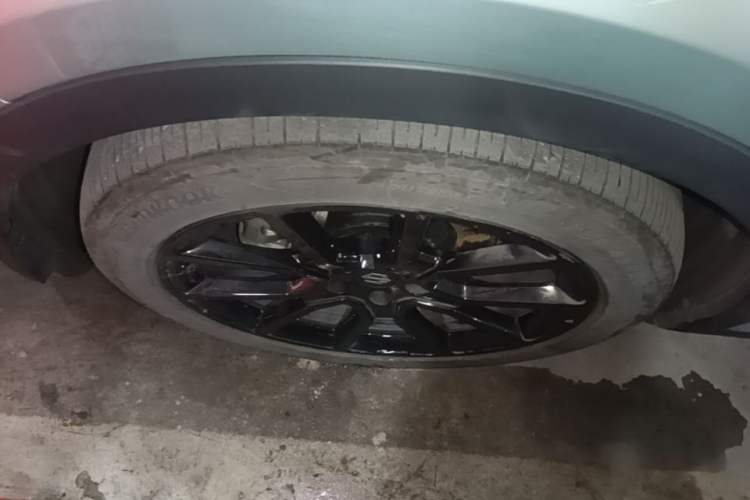 Used Leapmotor C11 2023 Range-Extended 285 Smart Enjoyment Edition Left Front Wheel Hub