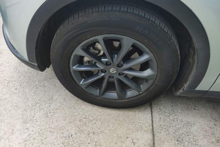 Used Leapmotor C11 2023 Extended-Range 285 Comfort Edition Left Front Wheel Hub