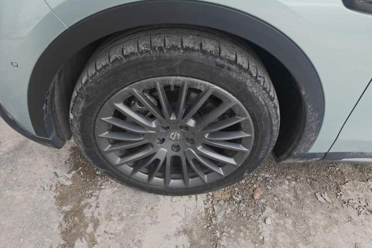 Used Leapmotor C11 2023 Range-Extended 285 Smart Enjoyment Edition Left Front Wheel Hub