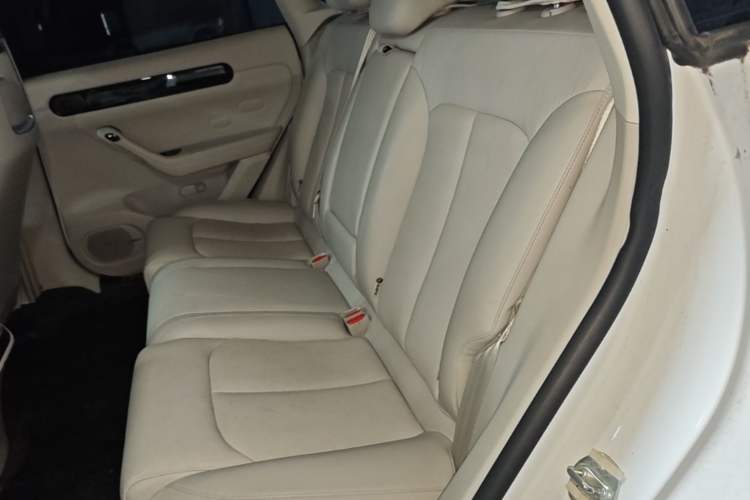 Used Leapmotor C11 2023 Range-Extended 180 Comfort Edition Left Rear Seat