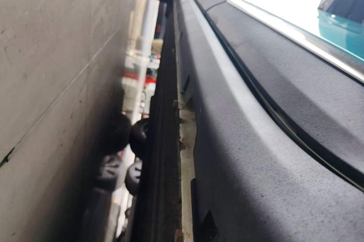 Used Leapmotor C11 2023 Pure Electric 500 Comfort Edition Left Side Sill