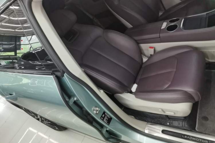 Used Leapmotor C11 2023 Pure Electric 500 Comfort Edition Right Front Seat