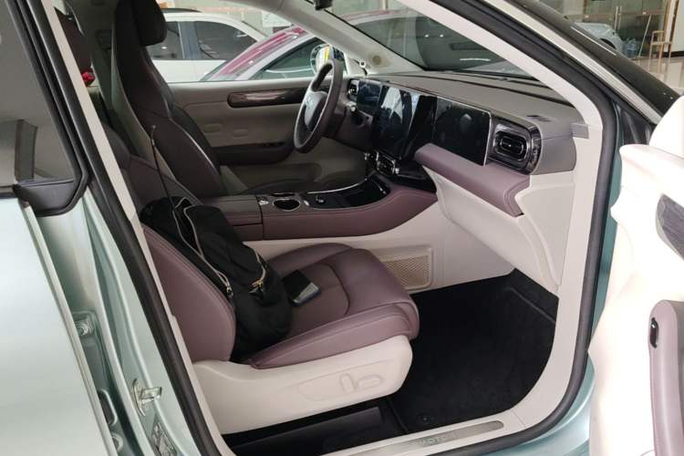 Used Leapmotor C11 2023 Range-Extended 285 Smart Enjoyment Edition Right Front Seat