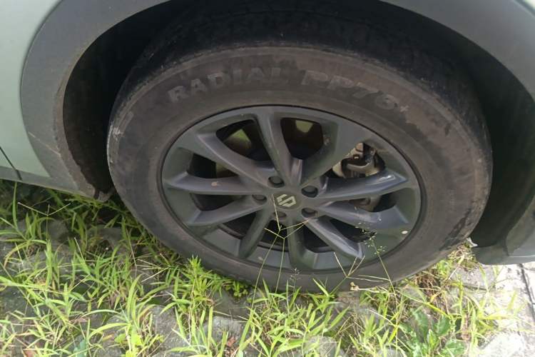 Used Leapmotor C11 2023 Range-Extended 180 Comfort Edition Right Front Wheel Hub