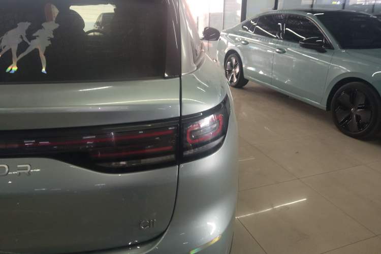 Used Leapmotor C11 2023 Range-Extended 285 Smart Enjoyment Edition Right Rear Taillight