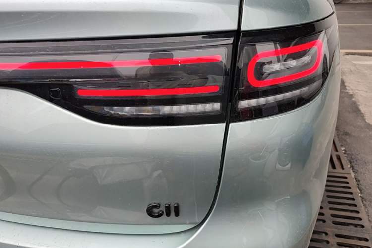 Used Leapmotor C11 2023 Extended-Range 285 Comfort Edition Right Rear Taillight