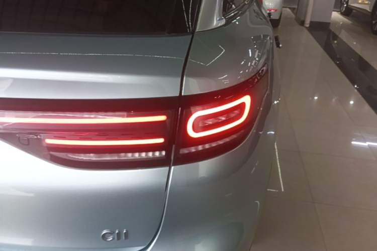 Used Leapmotor C11 2023 Range-Extended 285 Smart Enjoyment Edition Right Rear Taillight