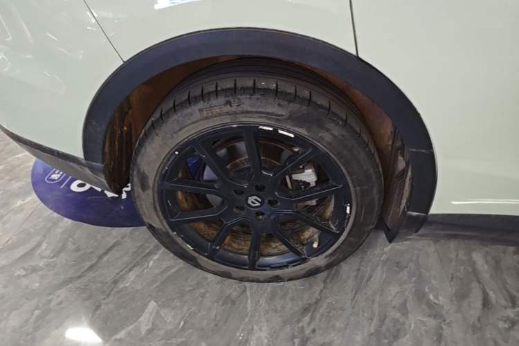 Used Leapmotor C11 2023 Range-Extended 180 Comfort Edition Right Rear Wheel Hub