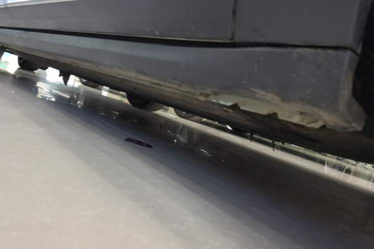 Used Leapmotor C11 2023 Pure Electric 500 Smart Edition Right Side Sill