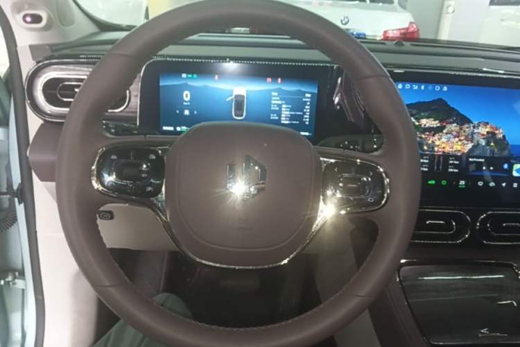 Used Leapmotor C11 2023 Range-Extended 285 Smart Enjoyment Edition Steering Wheel