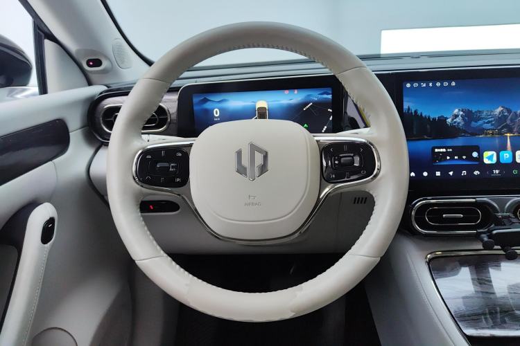 Used Leapmotor C11 2023 Range-Extended 285 Smart Enjoyment Edition Steering Wheel