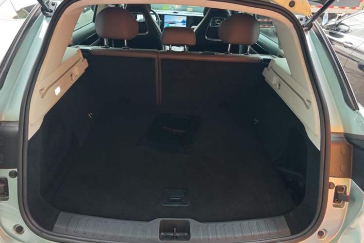 Used Leapmotor C11 2023 Extended-Range 285 Comfort Edition Trunk