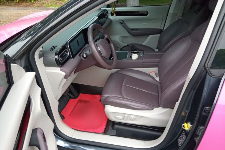 Used Leapmotor C11 2023 Extended-Range 285 Comfort Edition Interior 3