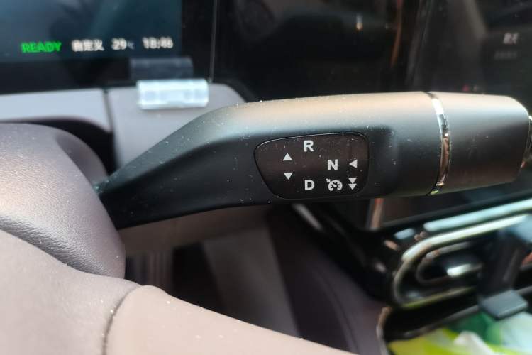 Used Leapmotor C11 2023 Pure Electric 650 ZhiXiang Edition Gear Lever
