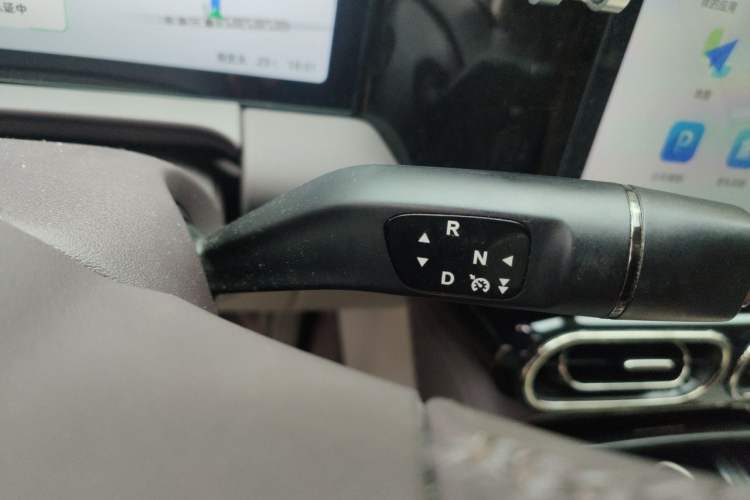 Used Leapmotor C11 2023 Pure Electric 500 Smart Edition Gear Lever