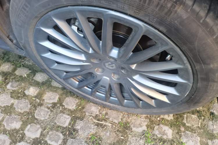 Used Leapmotor C11 2023 Pure Electric 650 ZhiXiang Edition Right Front Wheel Hub