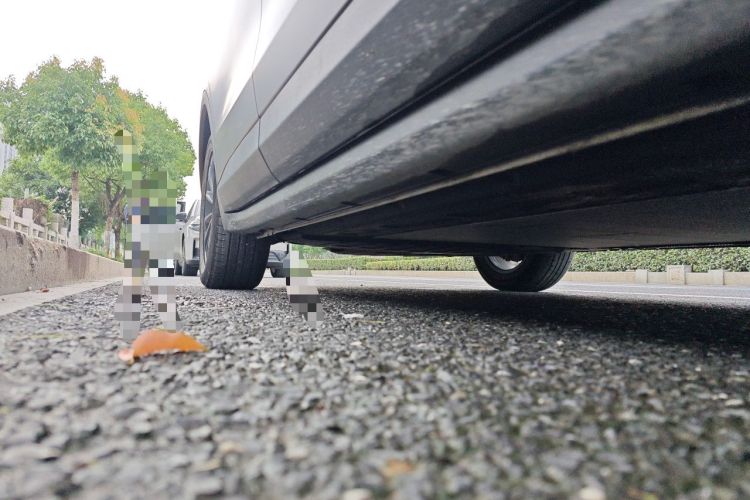 Used Leapmotor C11 2023 Range-Extended 180 Comfort Edition Chassis Front Right