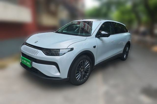Leapmotor C11 2023 Range-Extended 300 Comfort Edition с пробегом