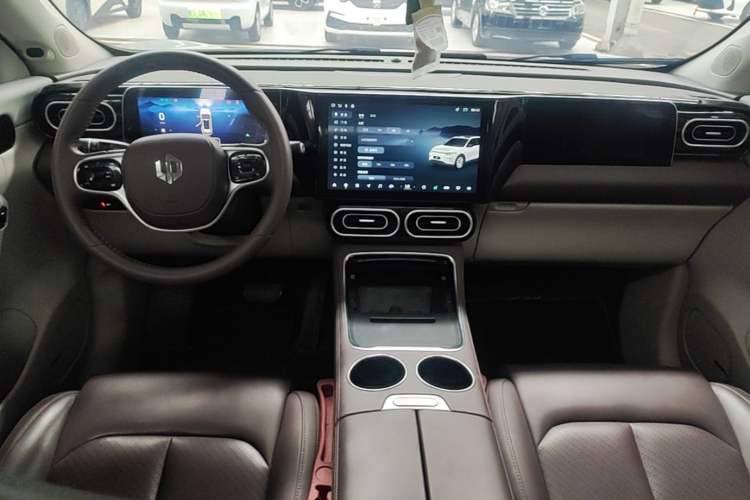 Used Leapmotor C11 2023 Pure Electric 500 Comfort Edition Center Console