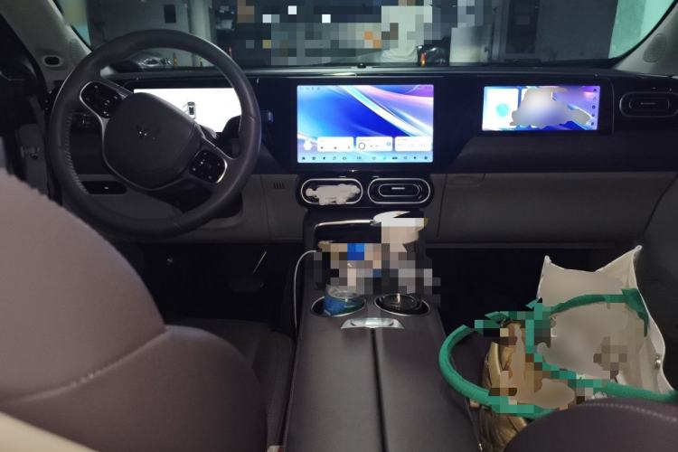 Used Leapmotor C11 2023 Pure Electric 500 Comfort Edition Center Console