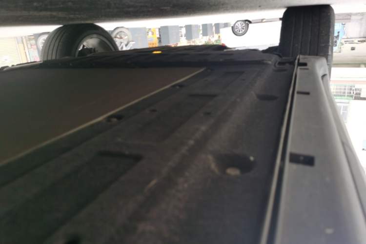Used Leapmotor C11 2023 Range-Extended 285 Smart Enjoyment Edition Chassis Rear Right