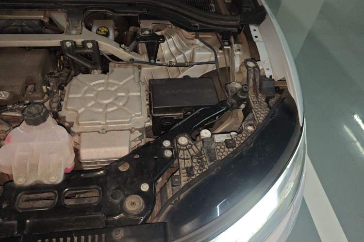 Used Leapmotor C11 2023 Range-Extended 180 Comfort Edition Engine Bay Left