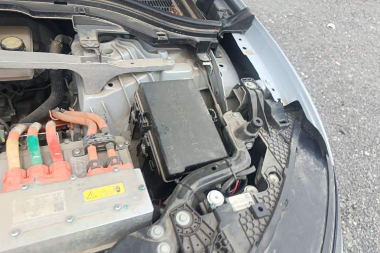 Used Leapmotor C11 2023 Range-Extended 300 Smart Enjoyment Edition Engine Bay Left
