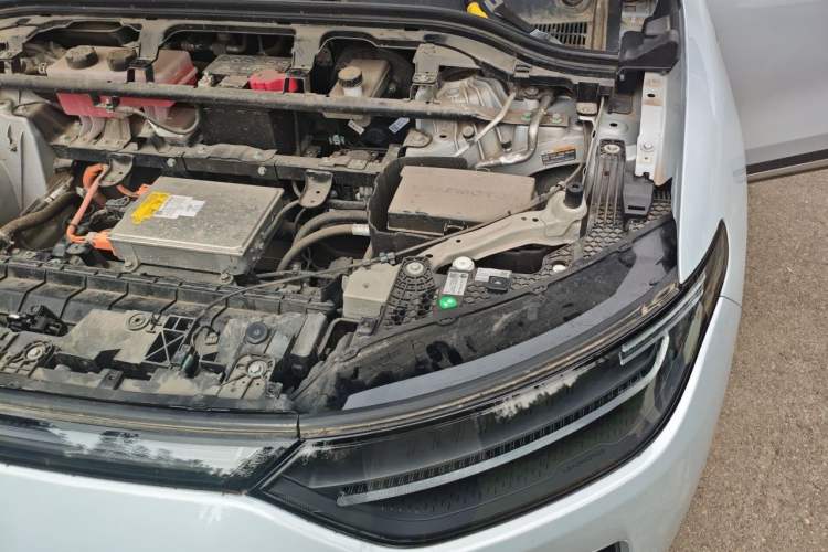 Used Leapmotor C11 2023 Pure Electric 500 Smart Edition Engine Bay Left