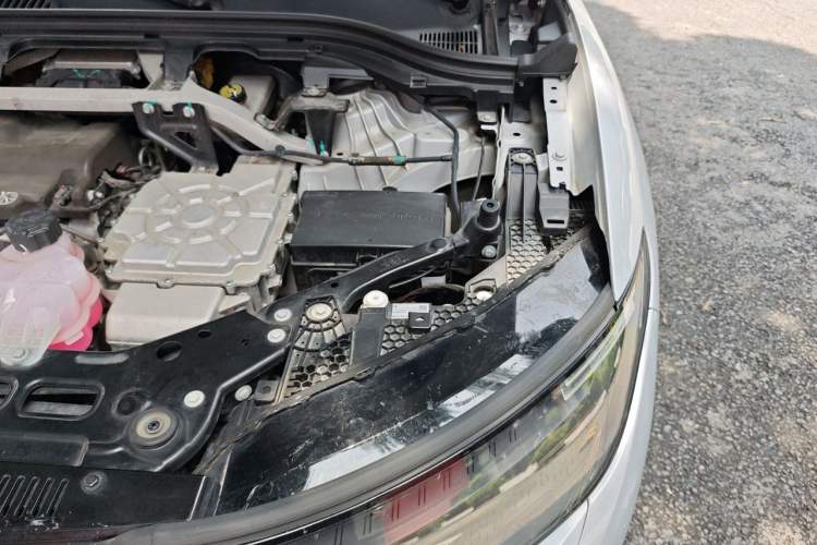 Used Leapmotor C11 2023 Range-Extended 180 Comfort Edition Engine Bay Left