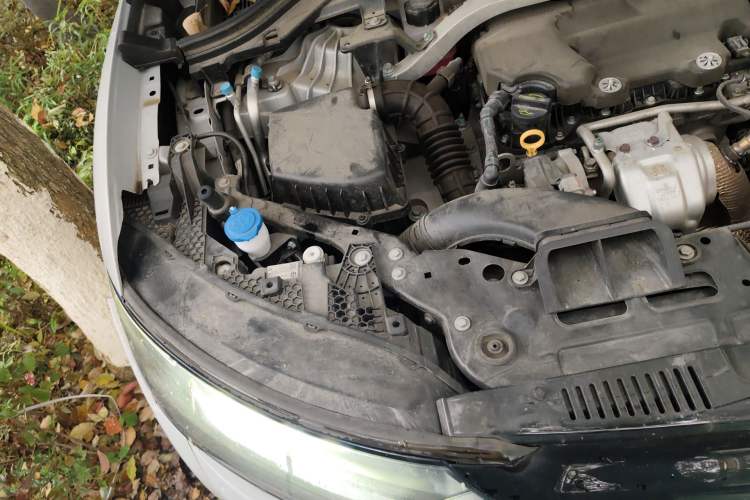 Used Leapmotor C11 2023 Range-Extended 180 Comfort Edition Engine Bay Right
