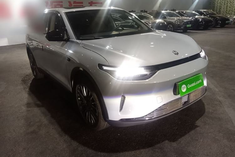 Used Leapmotor C11 2023 Pure Electric 500 Comfort Edition Front Right 45 Deg