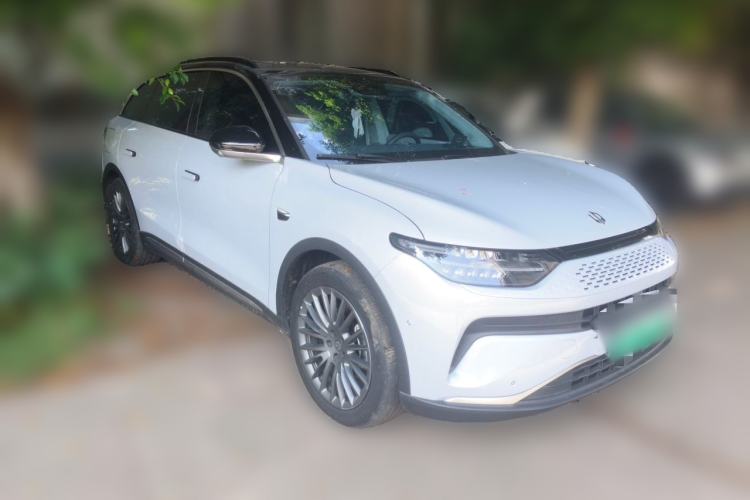 Used Leapmotor C11 2023 Range-Extended 285 Smart Enjoyment Edition Front Right 45 Deg