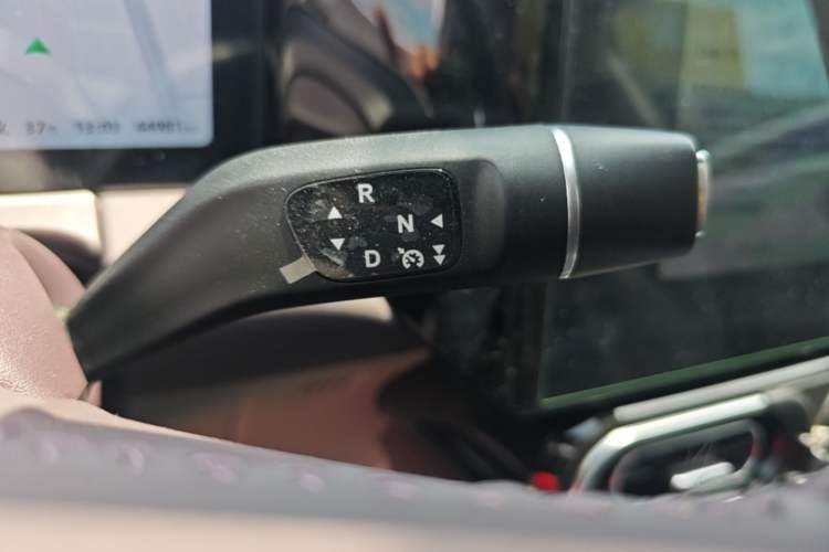 Used Leapmotor C11 2023 Range-Extended 180 Comfort Edition Gear Lever