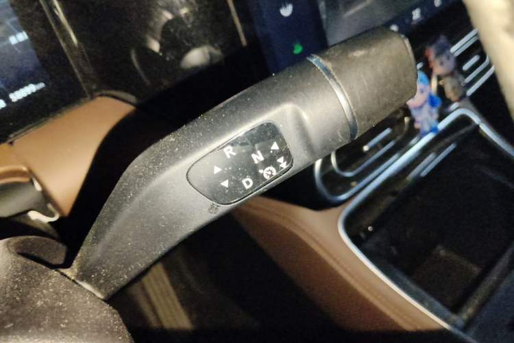 Used Leapmotor C11 2023 Range-Extended 200 Comfort Edition Gear Lever