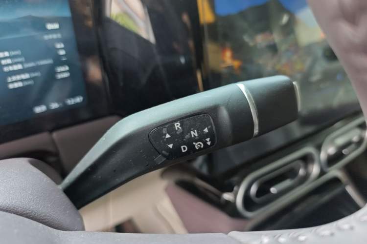 Used Leapmotor C11 2023 Pure Electric 500 Comfort Edition Gear Lever