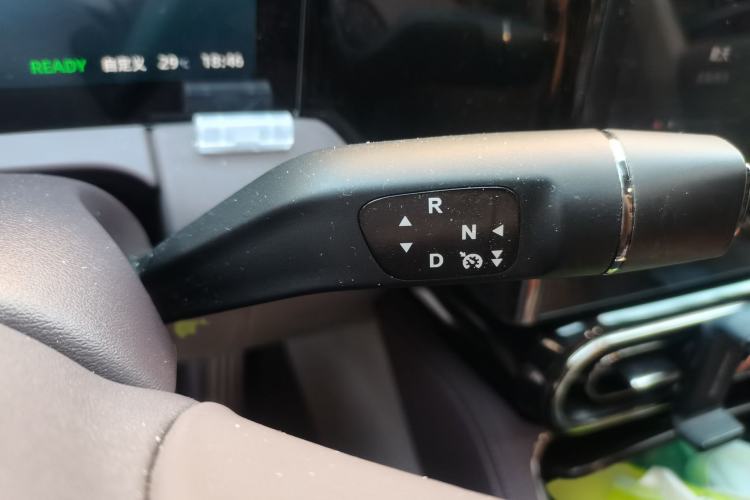 Used Leapmotor C11 2023 Pure Electric 650 ZhiXiang Edition Gear Lever